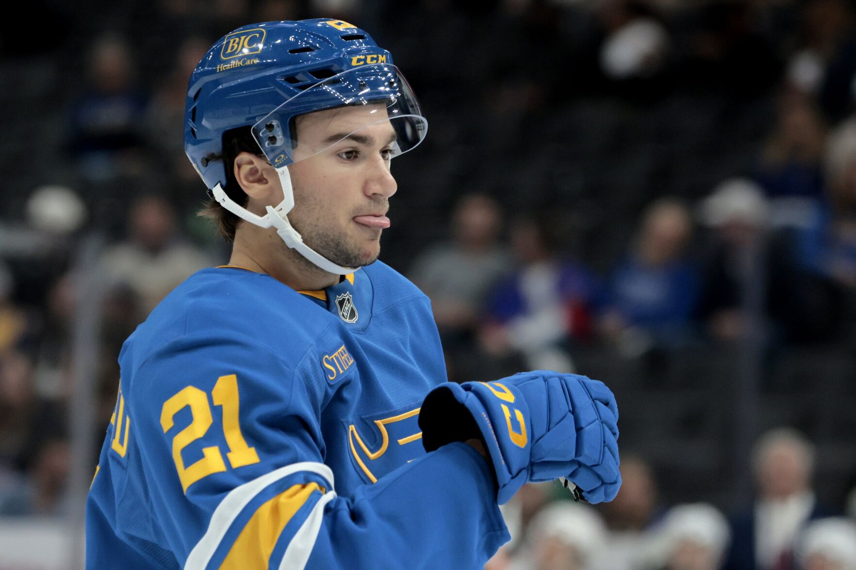 The 最新杏吧原创 Blues host Chicago Blackhawks